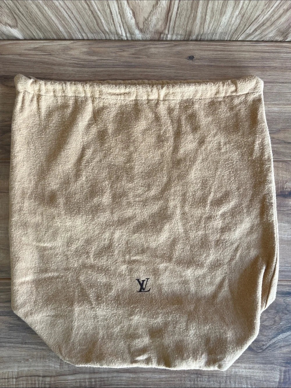 Pre-owned Louis Vuitton Beige/Tan Drawstring Dust Pouch with LV Monogram